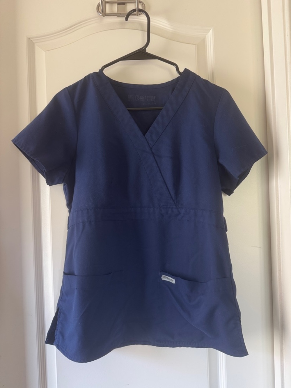Grey's Anatomy Deep Navy Scrub Top with Branded Pocket / BB1